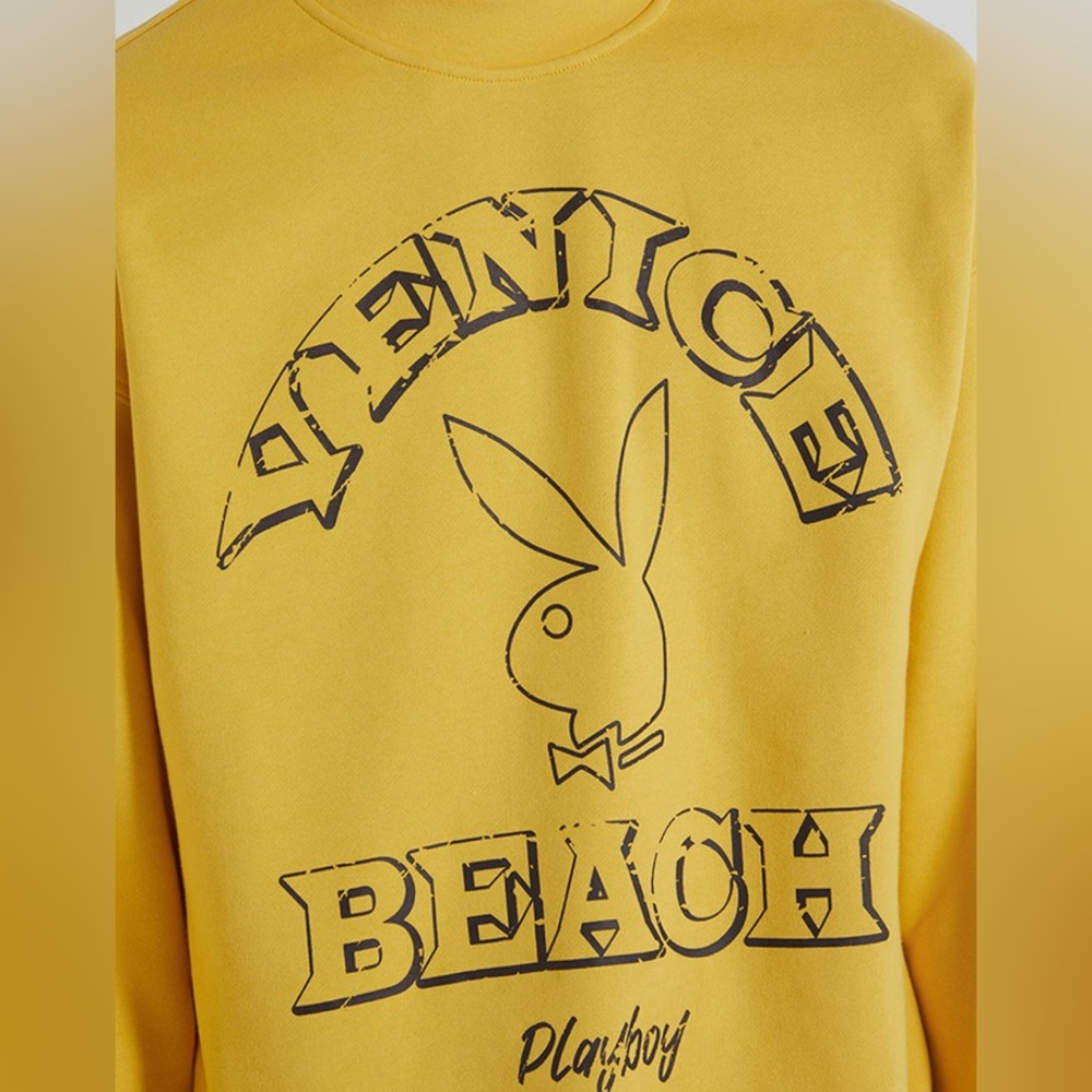 Venice Beach - Playboy crew neck 🐰